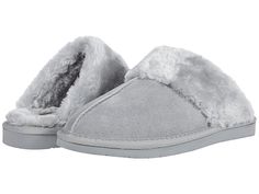 Minnetonka Chesney - Women's Shoes : Ice Grey : If you love to lounge, do it right with the comfy Minnetonka Chesney slippers. The slip-on slippers is crafted from a soft textile upper and features a plush cuff for added warmth and cushion. Faux-shearling lining for warmth and breathability. Generously cushioned footbed for all-day wear. Flexible EVA outsole for a pleasurable walking experience. Imported. Measurements: Weight: 6 oz Product measurements were taken using size 8, width M. Please no Lounge Shoes, Minnetonka Slippers, Grey Slippers, Tween Outfits, Soft Textiles, Do It Right, Grey Women, Slide Slipper, Product Reviews