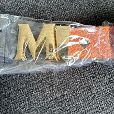 the word m is made out of plastic wrap