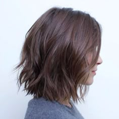 Messy Bob With Jagged Ends Membentuk Alis, Long Bobs, Messy Bob Hairstyles, Messy Bob, Choppy Bob Haircuts, Amazing Hairstyles, Wavy Bob Hairstyles, Search Google, Choppy Bob Hairstyles