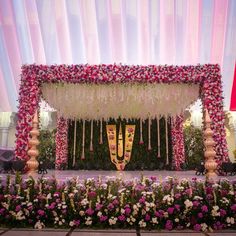 Telugu Mandap Decor, Wedding Lawn Decorations Indian, Telugu Engagement Decor, Telugu Wedding Decoration, Mandapam Decoration Marriage