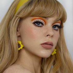 70s Eye Makeup: 27 Groovy Ideas - Disco, Hippie, and Glam Looks with Tutorials 70s Eye Makeup, Looks Hippie, Drag Make-up, Trend Makeup