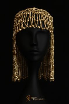 Ancient Egyptian Hair, Egyptian Headpiece, Fashion Armor, The Reckoners, Arm Bracers, Egyptian Hairstyles, Golden Armor, Egyptian Accessories, Egypt Jewelry