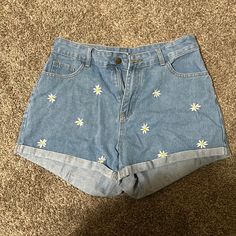 Nwot Shein Daisy Shorts. Brand New, Never Worn Perfect Condition. So Cute And Comfortable! Size Large. Daisy. Floral. Flowers. Shein. Nwot. Denim. Shorts. Jean Shorts. Cuffed. Jeans. Spring. Summer. Beach. Comfortable. Cute High Waist Bottoms For Spring, Cute High Waist Jean Shorts For Spring, Cute Summer Denim Bottoms, Cute Denim Bottoms For Summer, Cute Short-length Bottoms For Spring, Cute Short Length Bottoms For Spring, Cute High Waist Bottoms For Day Out, Cute Spring Shorts With Pockets, Cute High-waisted Shorts For Spring