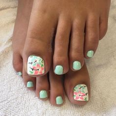 53 Summer Beach Toes Nail Designs For 2019 Koees Blog Beach toe nails, Summer toe nails Spring Pedicure, Summer Pedicure, Gel Pedicure, French Pedicure, Pedicure Colors, Summer Nails Beach