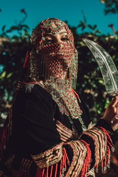 Yemeni bride
Henna party
Arab women
Yemen traditional clothing Yemen Clothing, Yemen, Instagram Photos, Instagram