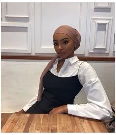 Hijab Fashion Black Women, Black Muslim Women Fashion, Black Hijabi Outfits, Baddie Hijabi, Black Hijabis, Baddie Hijabi Outfits, Black Hijabi Girl, Hijabi Women