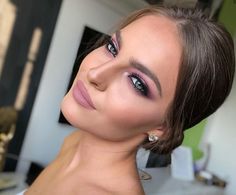 Purple Wedding Makeup, Purple Makeup Looks, Big Eyes Makeup, Makeup Looks For Green Eyes, Bold Makeup Looks, Purple Eye Makeup, Pink Eye Makeup, Makeup For Hazel Eyes, Purple Makeup