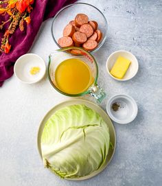 the ingredients to make this dish include lettuce, mustard, and sausages