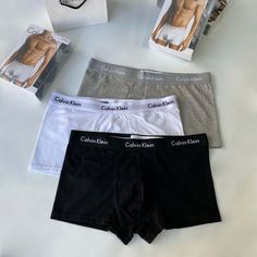 Boxer Calvin Klein Men, Calvin Klein Boxers, Mens Innerwear, Calvin Klein Outfits, Male Boxers, Boxer For Men, Man Outfit, Boo Basket, Men Boxers