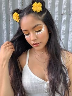 Flower Makeup Looks, Rainbow Makeup Looks, Kylie Jenner Makeup Look, Burgundy Makeup Look, Brown Makeup Looks, Burgundy Makeup, Purple Makeup Looks, Vintage Makeup Looks, Halloweenský Makeup