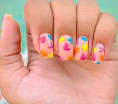 Disney World Acrylic Nails, Easy Disney Nails Short, Cute Nails For Disney World, Colorful Mickey Nails, Disney Birthday Nails Art Designs, Disneyland Gel Nails, Disney Pride Nails, Disney Flower Nails, Rainbow Disney Nails