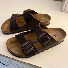 Brand New Birkenstocks Dark Brown Birkenstocks, Burken Stocks Shoes, Birkenstocks Aesthetic, Birkenstock Aesthetic, Aesthetic Birkenstocks, Brown Birkenstocks, Womens Birkenstocks, Cloth Ideas, Birkenstock Brown