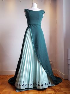 Sea Green Medieval Dress, Light Blue Medieval Dress, Velaryon Dress, Blue Fantasy Dress, Blue Medieval Dress, A Game Of Clothes, Fairytale Fashion, Fantasy Dresses, Old Dresses