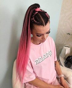 Festival Hair And Makeup, Whimsical Hairstyles, Short Long Hair, Hair And Makeup Ideas, Weird Haircuts, Festival Braids