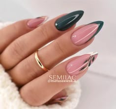 Almond Acrylic Nails Designs, Elegant Touch Nails, Emerald Nails, Small Nails, Modern Nails, Christmas Gel Nails, Nails Salon