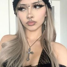 Makeup Ideas Alternative, Alt Makeup Looks, Dark Makeup Looks, Emo Makeup