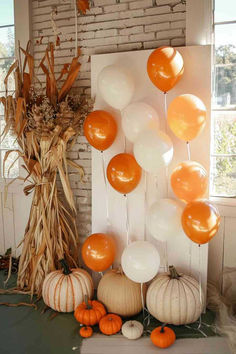 40 Adorable Fall Baby Shower Ideas to Try This Season Fall Baby Shower Backdrop, Pumpkin Party Ideas, Fall Themed Baby Shower Ideas, Fall Baby Shower Ideas, Fall Baby Shower Decor, Lil Pumpkin Baby Shower, Fall Festival Decorations, November Baby Shower, Pumpkin Painting Party