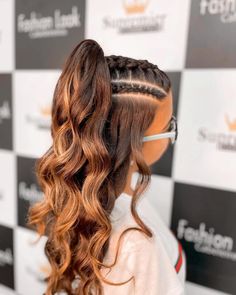 25 Stylish Back-to-School Hairstyles to Inspire You Girls First Day Of School Hairstyles, Picture Hairstyles For Kids, Disney Hairstyles For Kids, Middle School Picture Day Hairstyles, Middle School Picture Day Outfits, First Day Hairstyles, Gymnastic Hairstyles For Kids, Hairstyles For School Pictures, Kylie Hairstyles