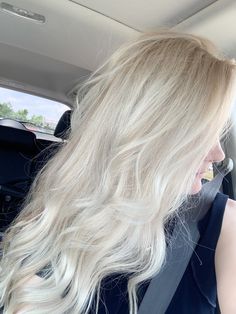 White Blonde Hair With Extensions, Platinum Beach Blonde Hair, Creamy Pearl Blonde Hair, Ashy Toner For Blonde Hair, Blonde Hair With Toner, White Blonde Hair Highlights, Bright White Blonde Hair, Really Light Blonde Hair, Bright Platinum Blonde Hair