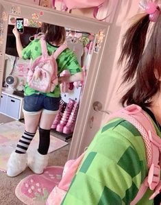 🌈 haii !1 >_< dis is da descs :3 ᶻ 𝗓 𐰁 | 🥩⚠️ this isnt mine, creds 2 pinkbeanyy ⚠️ Scenekid Outfits, Cute Kawaii Outfits, Kawaii Outfit Ideas, Scene Outfits, Scene Girls, Fire Fits, Alt Fashion, J Fashion, Really Cute Outfits