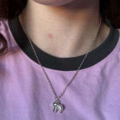 18in adjustable chain shown on shortest setting Stainless steel so it won't tarnish or turn your skin green :)  Genuine Pearl so sizing will vary Necklace Gothic, Tooth Necklace, Charm Necklaces, Favorite Jewelry, Charm Necklace, Beauty Book, Your Skin, Handmade Jewelry, Jewelry Necklaces