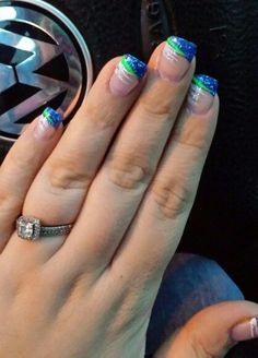 Nail Designs Blue And Green, Navy Blue And Green Nails, Green And Blue Nails Designs, Blue And Green Nails Designs, Nails Easy Design, Sparkly Tips