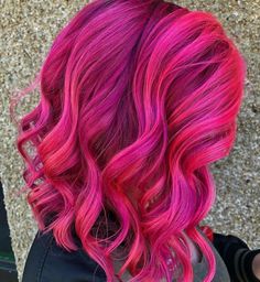 Rocker Hair, Hot Pink Hair, Hair Color Streaks, Haute Hair, Coloured Hair