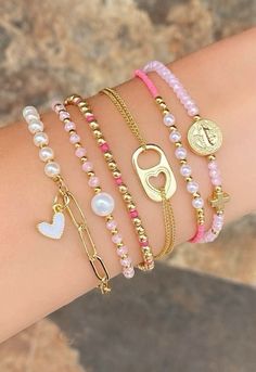 Preppy Bracelets, Wrist Jewelry, Diy Bracelet Designs, Beads Bracelet Design, Summer Bracelets, Bracelet Design, Classy Jewelry