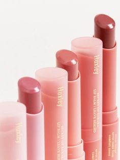 оттеночные бальзамы Huxley Lip Products Photography, Lip Gloss Model Photography, Lip Product Photoshoot, Lip Balm Product Photography, Lip Product Photography, Lip Balm Photography, Lipstick Product Photography, Bb Lips