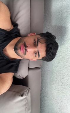 Male Beard Style, Men With Black Hair And Green Eyes, Arab Man Aesthetic, Beard And Hairstyle For Men, Big Forehead Hairstyles, Guys With Beards, Arab Guys, Very Short Hair Men, Mustache And Goatee