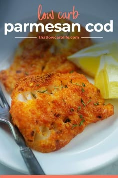 this low carb parmesan chicken is so good and easy to make