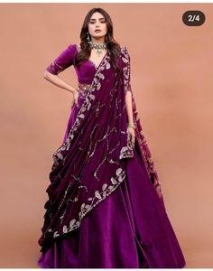 Velvet Dupatta Draping Styles, Rani Colour Blouse Design, Dupatta Draping Styles Lehenga Choli, Latest Lehenga Design, Simple Lehenga, Indian Outfits Lehenga, Long Gown Design, Wedding Lehenga Designs