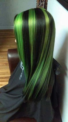 Black And Green Hair, Skunk Hair, Hair Streaks, Alternative Hair, Scene Hair, Dye My Hair