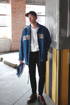 Korean Street Wear Male, Classy Male Outfits, Street Wear Male, 90s Fashion For Men, 20s Outfit, Korean Street Wear, Outfits Male, Cool Street Style, Summer Baddie