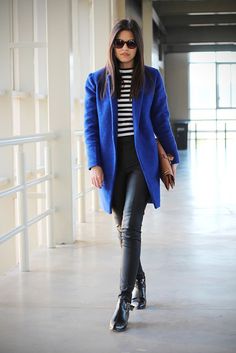 Royal Blue Coat Outfit, Blue Coat Outfit, Coat Outfit Ideas, Royal Blue Coat, Jacket Outfit Ideas, Mantel Outfit, Royal Blue Cardigan, Royal Blue Jacket, Neon Prom Dresses