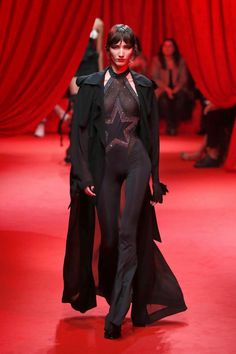 Aniye Records, Summer 2023 Runway, Ready To Wear Fashion Show, Ready To Wear Fashion, Runway Fashion Couture, Show Collection, Living In La, Poses References, Spring Summer 2023