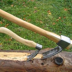 Timber Framing Tools, Log Building, Timber Frame Plans, Forging Tools, Timber Logs, Wooden Work, Antique Woodworking Tools, Green Woodworking