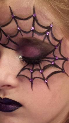 Halloween Face Paint Spider Web, Halloween Make Up Kids Girl, Spider Makeup Kids, Halloween Spider Costume Women, Spider Diy Costume, Spider Web Makeup Halloween, Halloween Makeup Kids Girls Easy, Toddler Witch Makeup, Halloween Makeup Looks For Kids