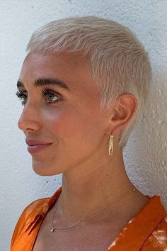 Low Maintenance Pixie Haircut, Micro Pixie Haircut, Ultra Short Pixie Haircuts For Women, Very Short Pixie, Short Wavy Pixie, Very Short Pixie Cuts, Messy Pixie Haircut, Super Short Pixie, Wavy Pixie Cut