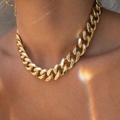 Chunky Chain Necklace - The M|M Design Chunky Chain Necklace, Necklace Chain Types, Gold Jewelry Gift, Thick Chain Necklace, Big Necklace, Luxury Jewelry Brands, Chunky Chain Necklaces, Estilo Punk, Chain Choker Necklace