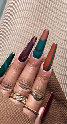 fallnailsknit Fall nails coffin shape Fall Acrylic Nails, Fire Nails, Coffin Nails Designs, Funky Nails, Fancy Nails, Dope Nails, Creative Nails