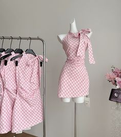 Cottagecore Gingham Picnic Dress outfit, pink dress outfit Shifting Closet, Gingham Picnic, Pink Grid, Pink Gingham Dress, Birthday Fit, Egirl Clothes, Mid Skirt, Picnic Dress, Flounce Skirt