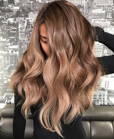 1.9m Followers, 542 Following, 3,042 Posts - See Instagram photos and videos from Guy Tang® (@guy_tang) Tmavý Blond, Brown Ombre Hair, Bob Hair, Brown Blonde Hair, Cool Hair Color, Hair Color Trends, Brunette Hair, Great Hair, Brunette Hair Color