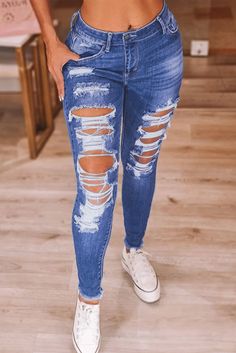 Mid-rise Ripped Raw Anklet Skinny Jeans New Look Clothes, Cute Ripped Jeans, Ripped Jeans Outfit, Cute Clothing Stores, Everyday Casual Outfits, Flare Denim Jeans, Stylish Jeans, Best Jeans, Really Cute Outfits