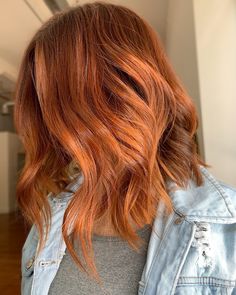 Dark Roots Red Hair Balayage, Copper Lob, Bright Copper Hair, Stephanie Lee, Balayage Hair Copper, Copper Red Hair, Hair Styels, Orange Copper