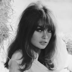 70s Haircuts, 60s Women, Baby Boomer, French Chic, Dream Hair, French Girl, Vintage Beauty