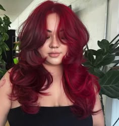 Cherry Red Hair Color, Pelo Color Vino, Red Hair Color Ideas, Red Hair Looks, Cherry Red Hair, Red Dye, Wine Red Hair