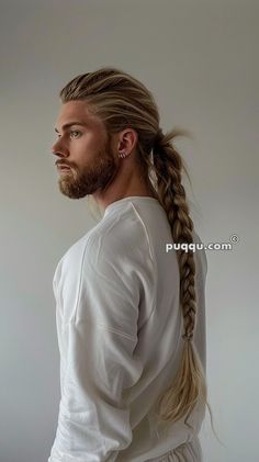 Effortlessly Cool: Trendy Long Hairstyles for Men Trendy Long Hairstyles, Nordic Gods, Heir Style, Long Hairstyles For Men, Man Buns, Elf Boy, Shave My Head, Mens Braids Hairstyles, Long Locks