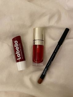 Спонж Beauty Blender, Fancy Makeup, Clean Makeup, Makeup Items, Nyx Professional Makeup, Lip Pencil, Makeup Essentials