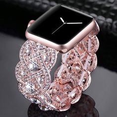 #fashion #wristporn #watchphotography #wristshot #audemarspiguet #rolexwatch #patekphilippe #swissmade Apple Watch Bands Fashion, Modern Handbag, Hand Bags For Women, Rolex Women, Fancy Watches, Rhinestone Watches, Rose Gold Watches, Leather Handbags Women, Apple Watch 38mm